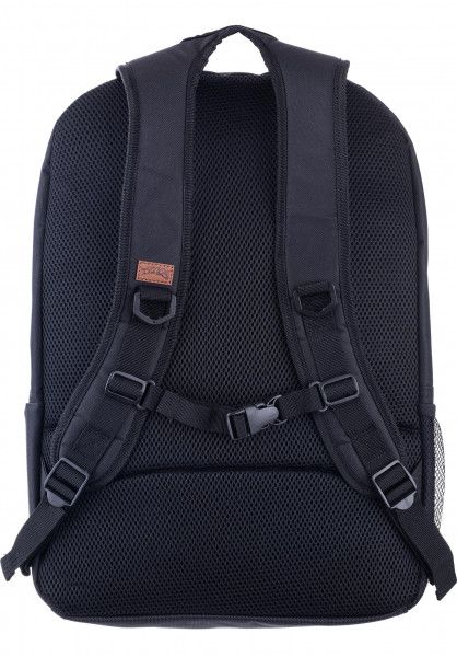 TITUS-Rucksaecke-Jasper-black-Closeup1_600x600.jpg