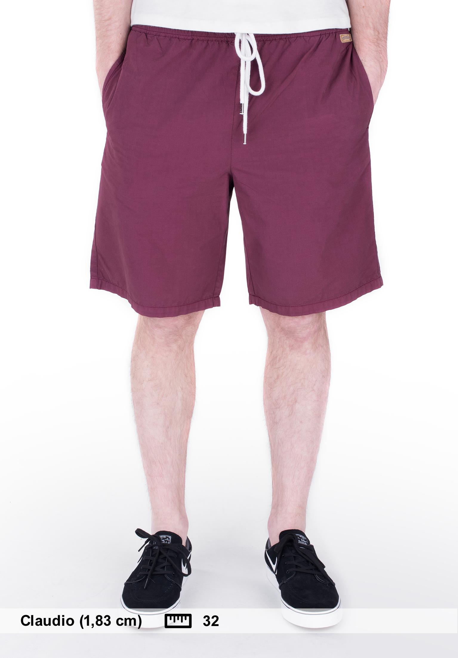 Titus_Muenchen_titus-shorts-bermuda-ric-darkburgundy-0551639.jpg