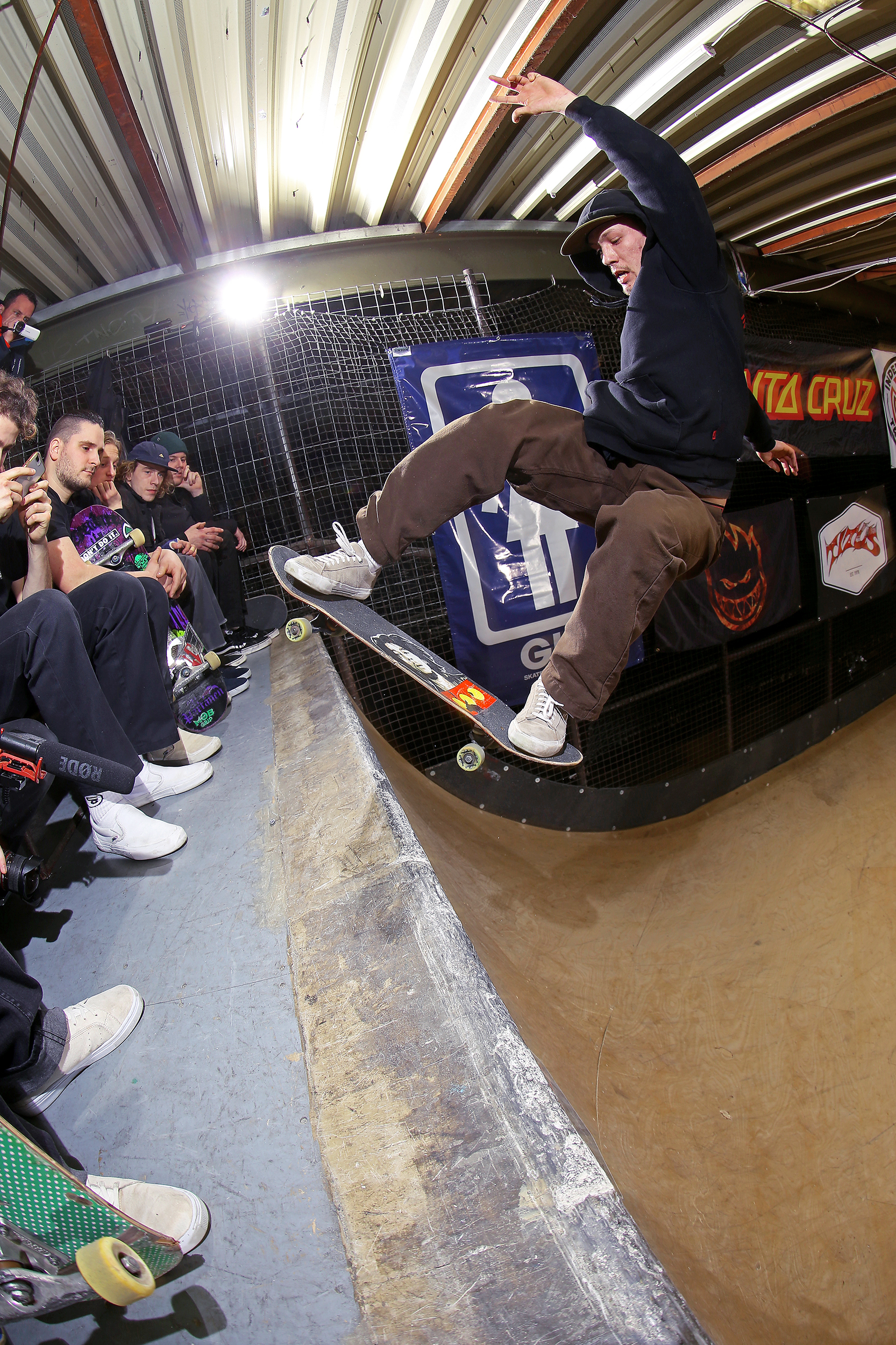 BjoernLillesoe_HalfcabRockFakie_Muenster2020_Gentsch.jpg
