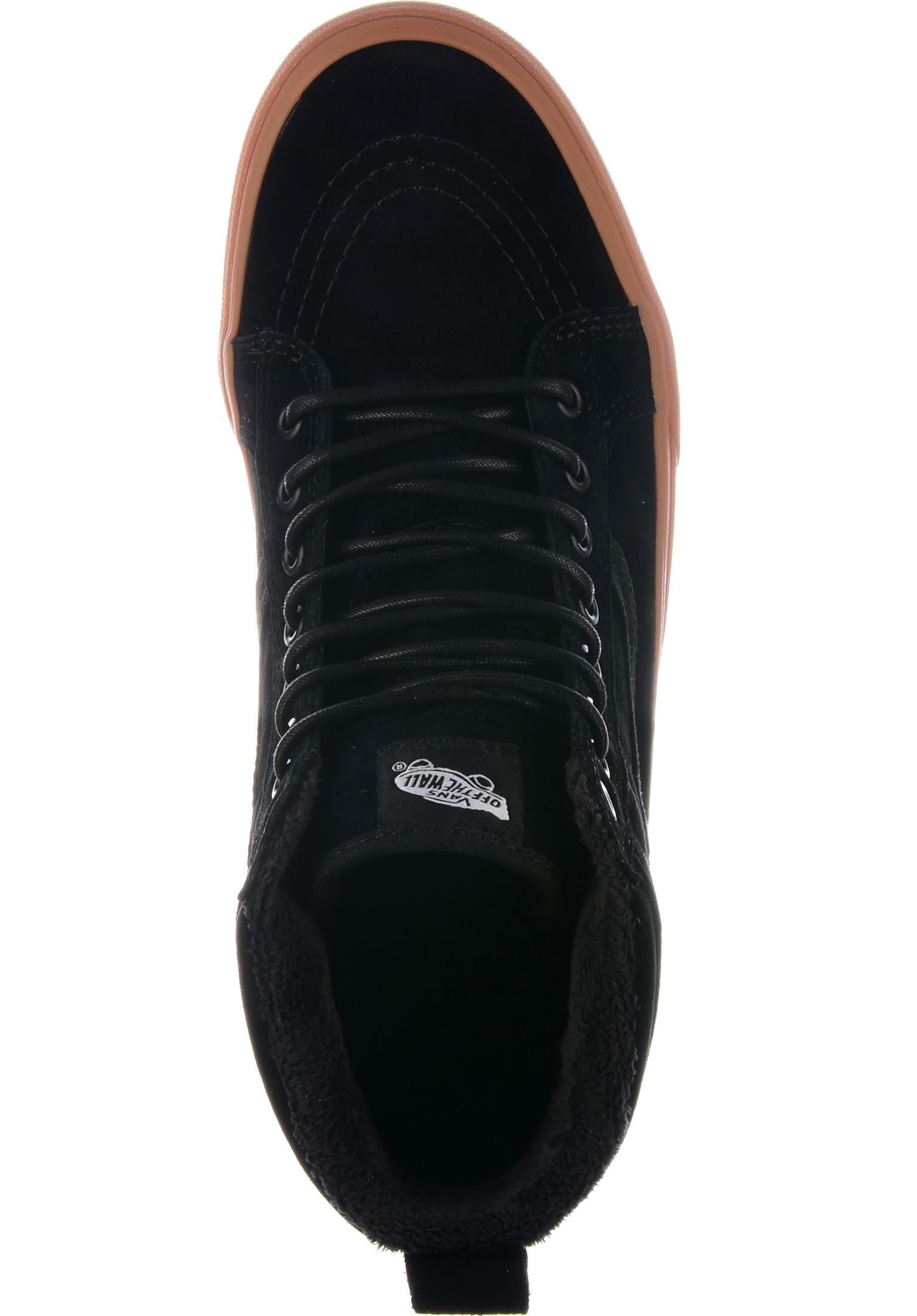 vans-sk8-hi-mte-black-gum-closeup2.jpg