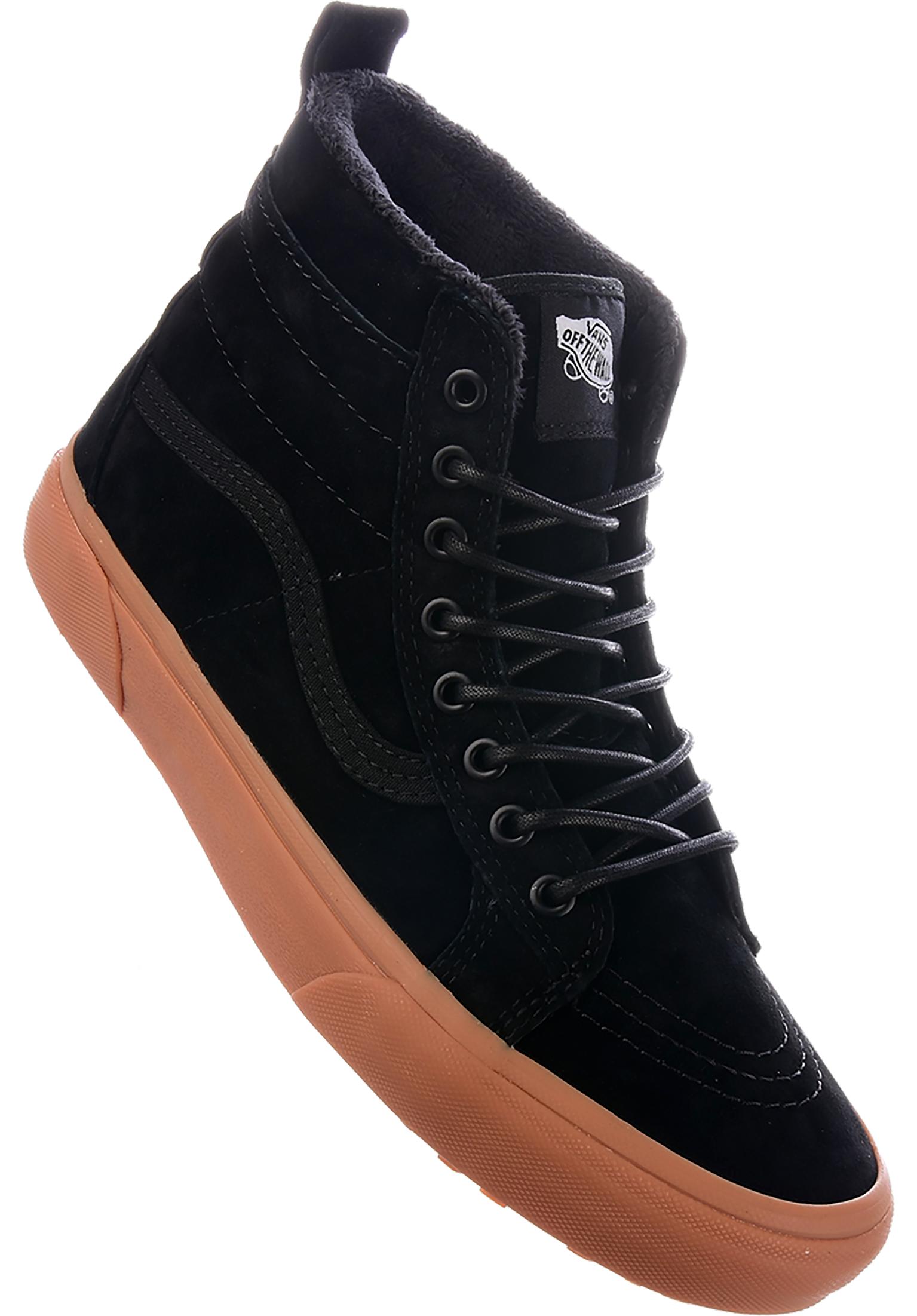 vans-sk8-hi-mte-black-gum-vorderansicht.jpg