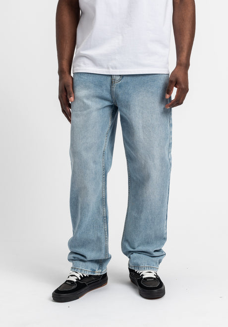 Taper Fit blue-bleached Vorderansicht