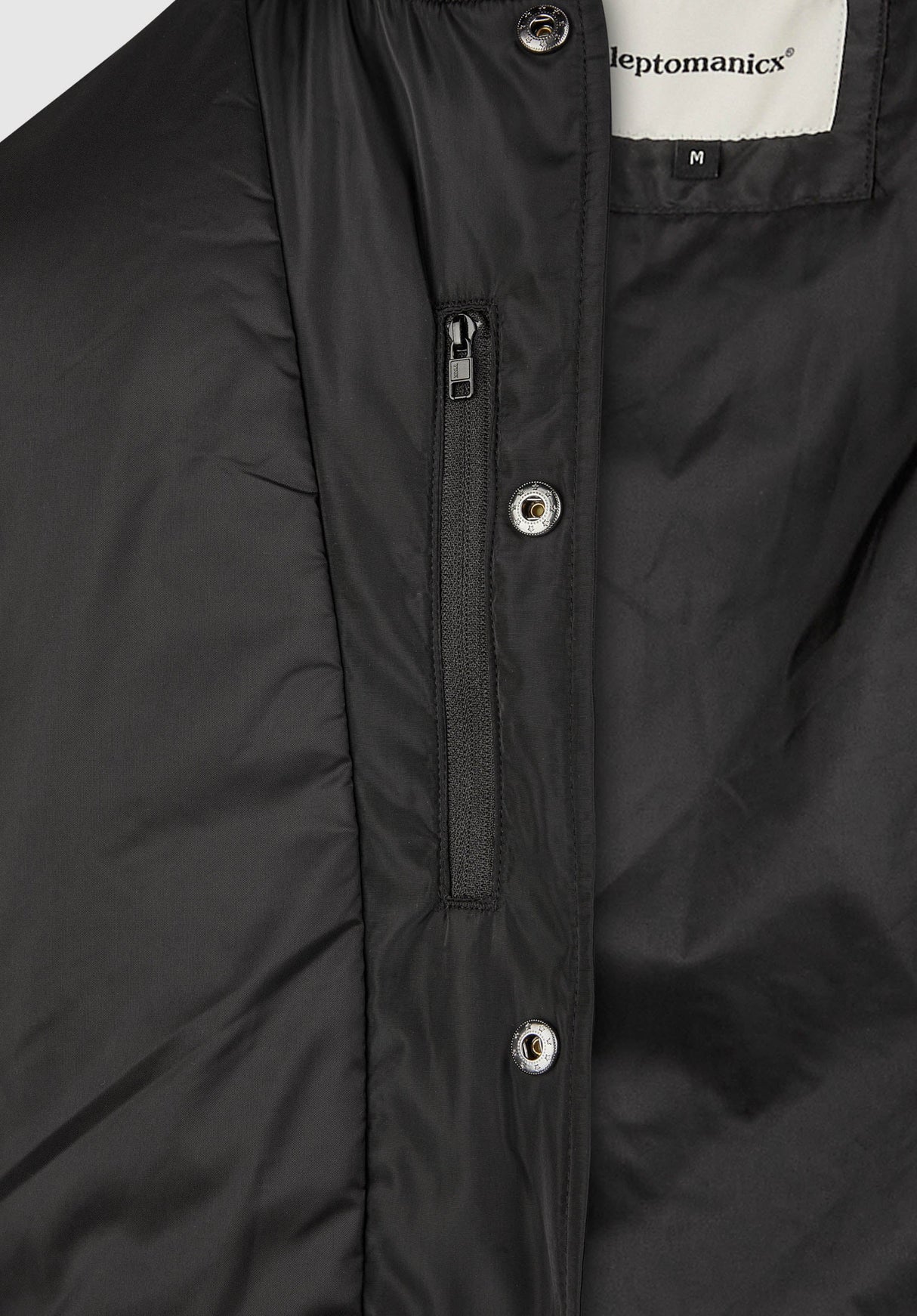 Ligull Bomber black Closeup1
