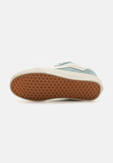 Knu Skool colortheory-grayolive Closeup1