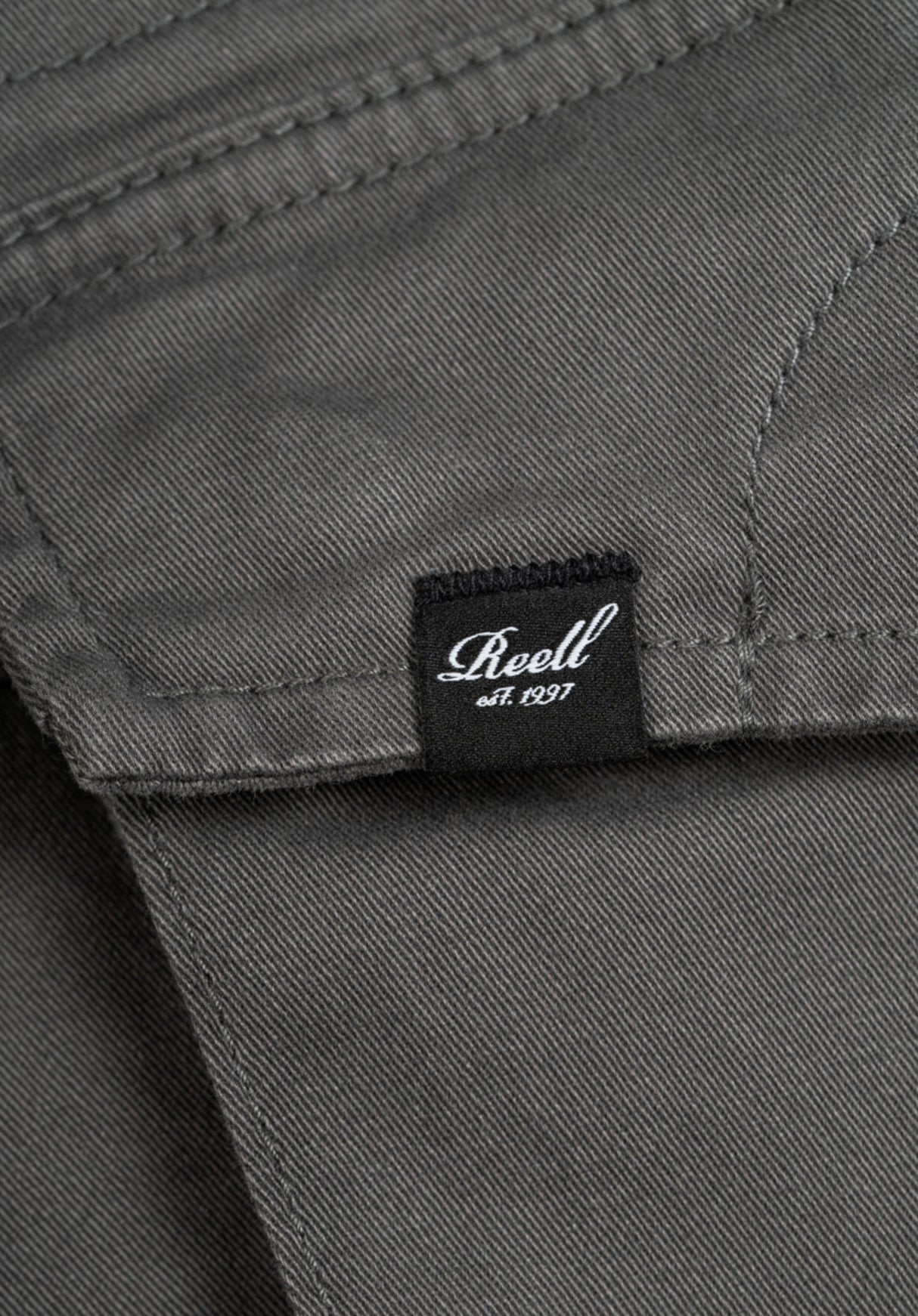 City Cargo Short vulcangrey Closeup1
