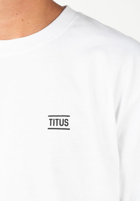 Chest Emblem white Rueckenansicht