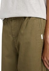 Regular Comfort Chino Twill kalamata Closeup2