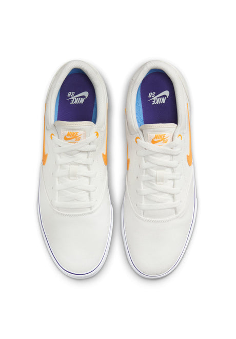 Chron 2 Canvas summitwhite-universitygold Closeup1