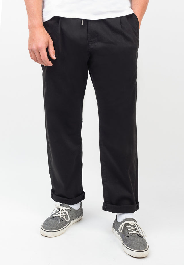 Niclas|1,80|L