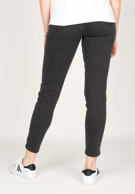 Nele|1,77|28