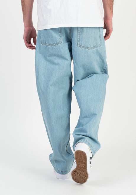 Laurin|1,84|32