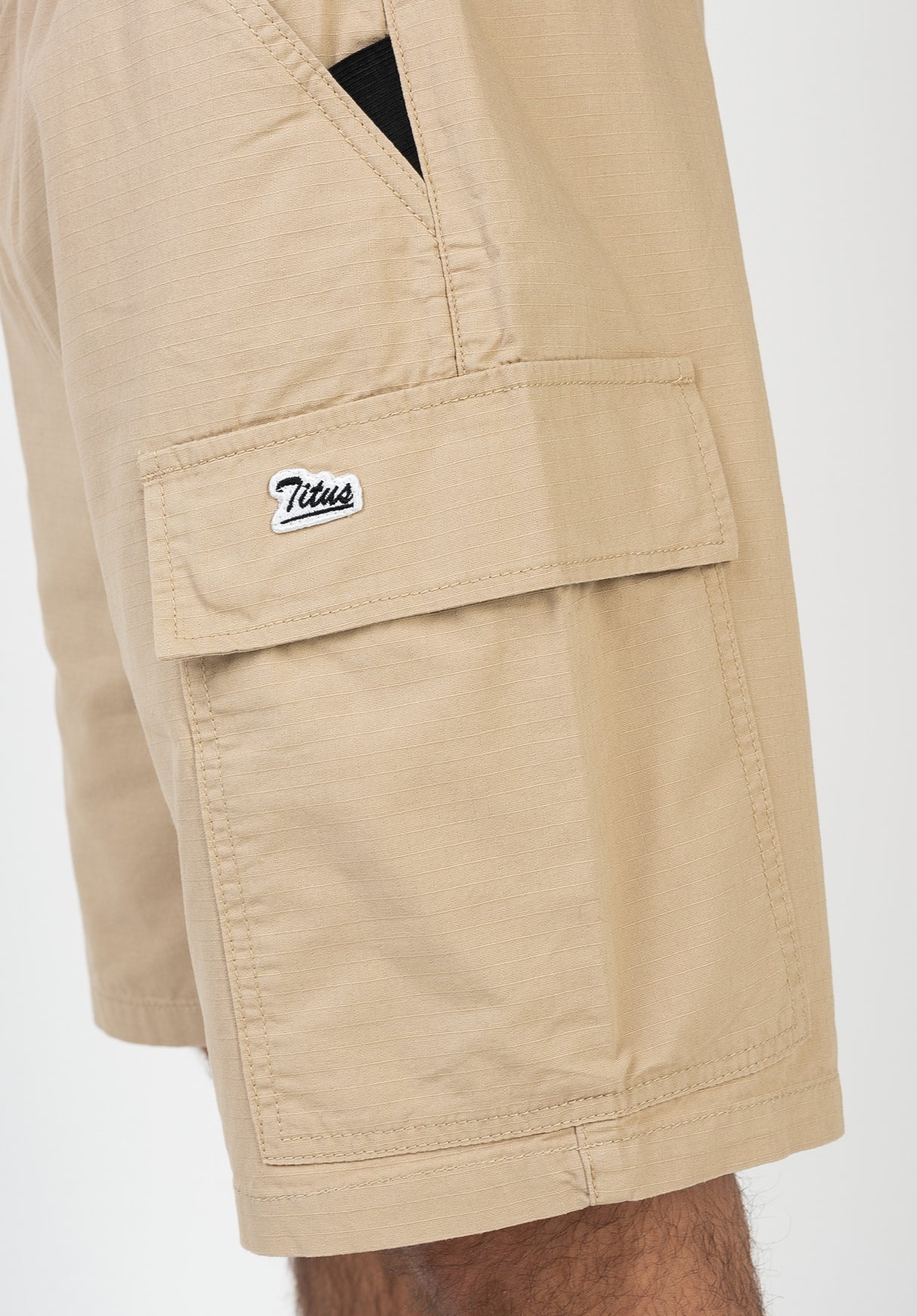 Leonard|1,82|L